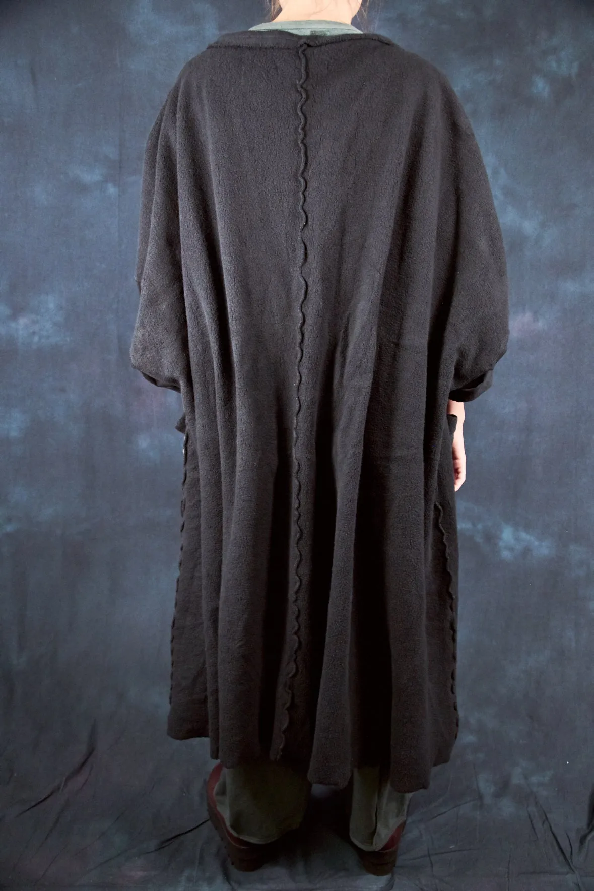5295 Sherpa Kimono Noir-U