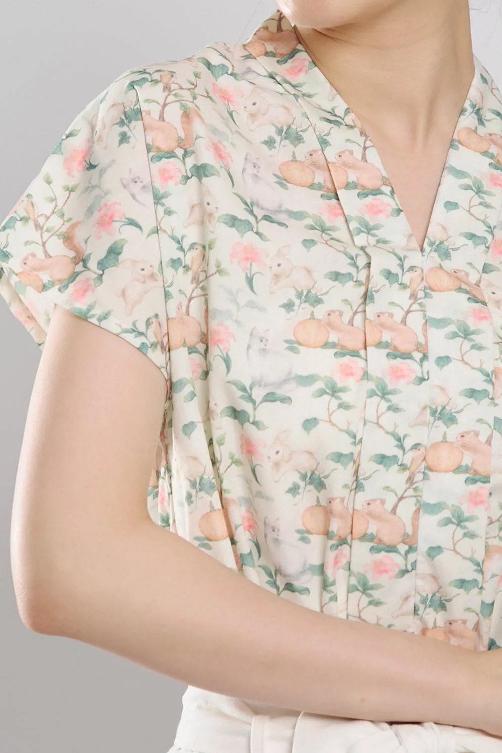 Addie Kimono Neckline Top in Light Animal Print