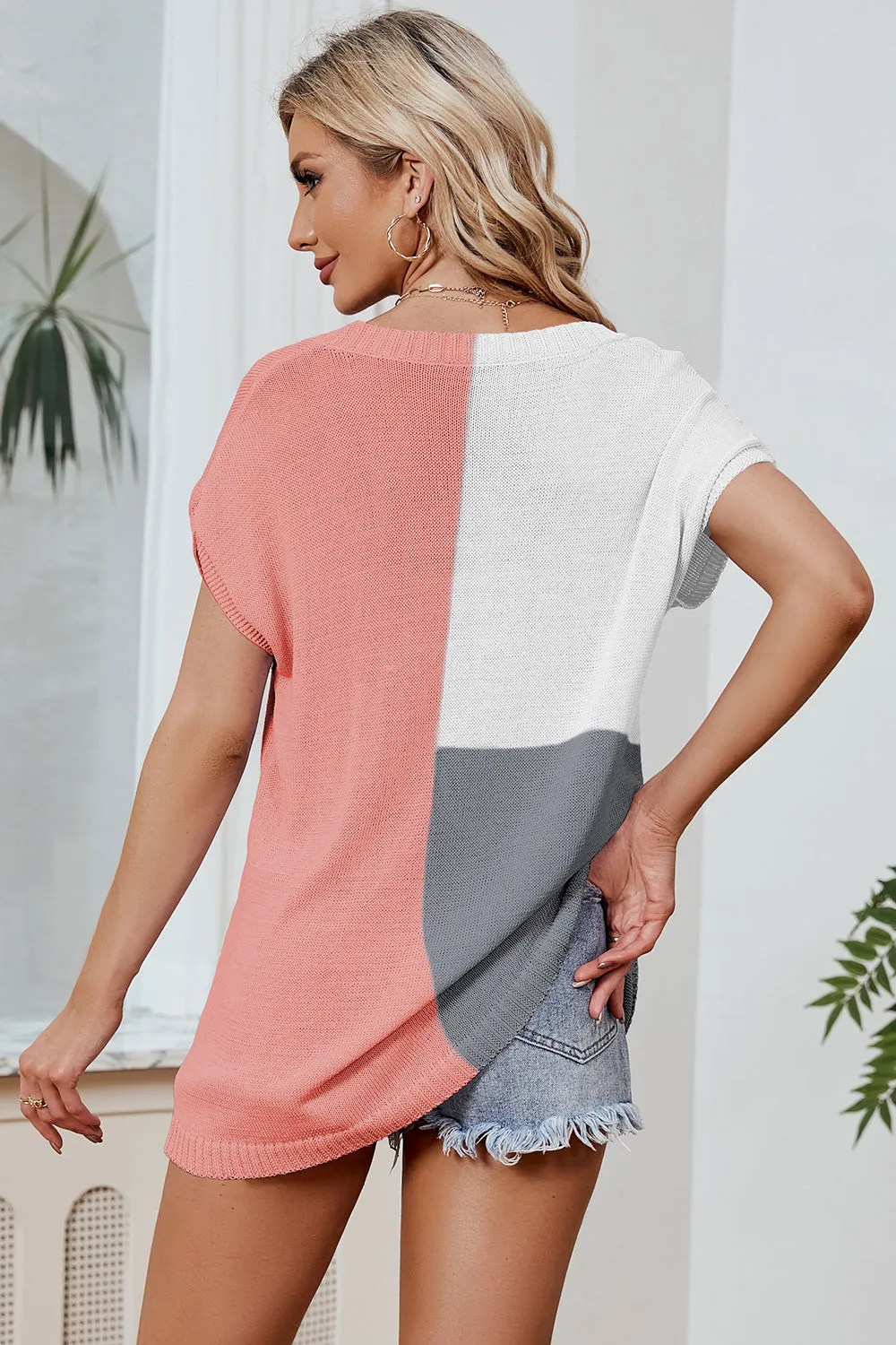 Allie color Block V-Neck Short Sleeve Knit Top