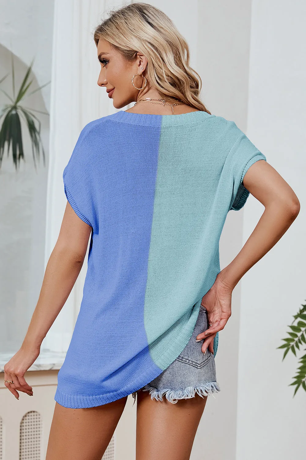 Allie color Block V-Neck Short Sleeve Knit Top