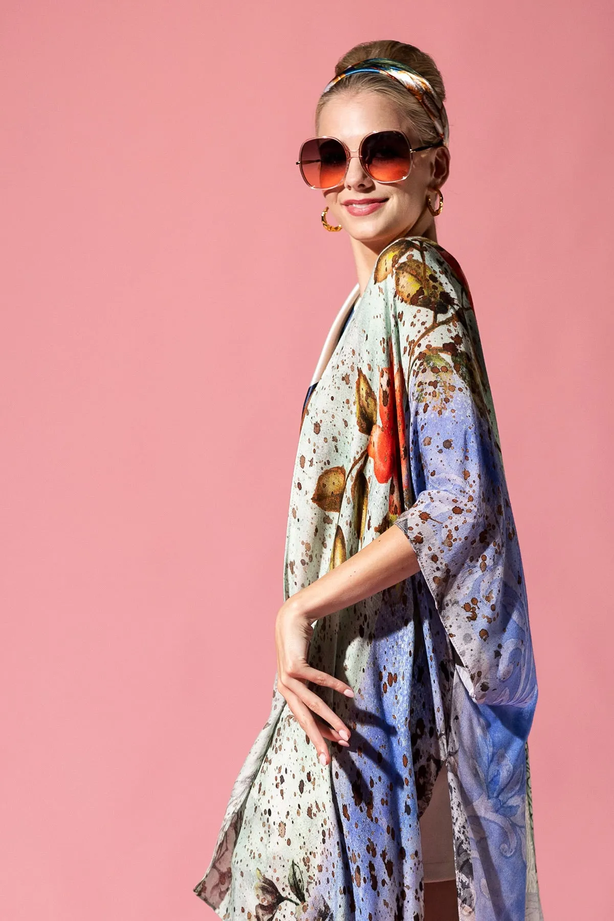 Artistic Bloom Kimono