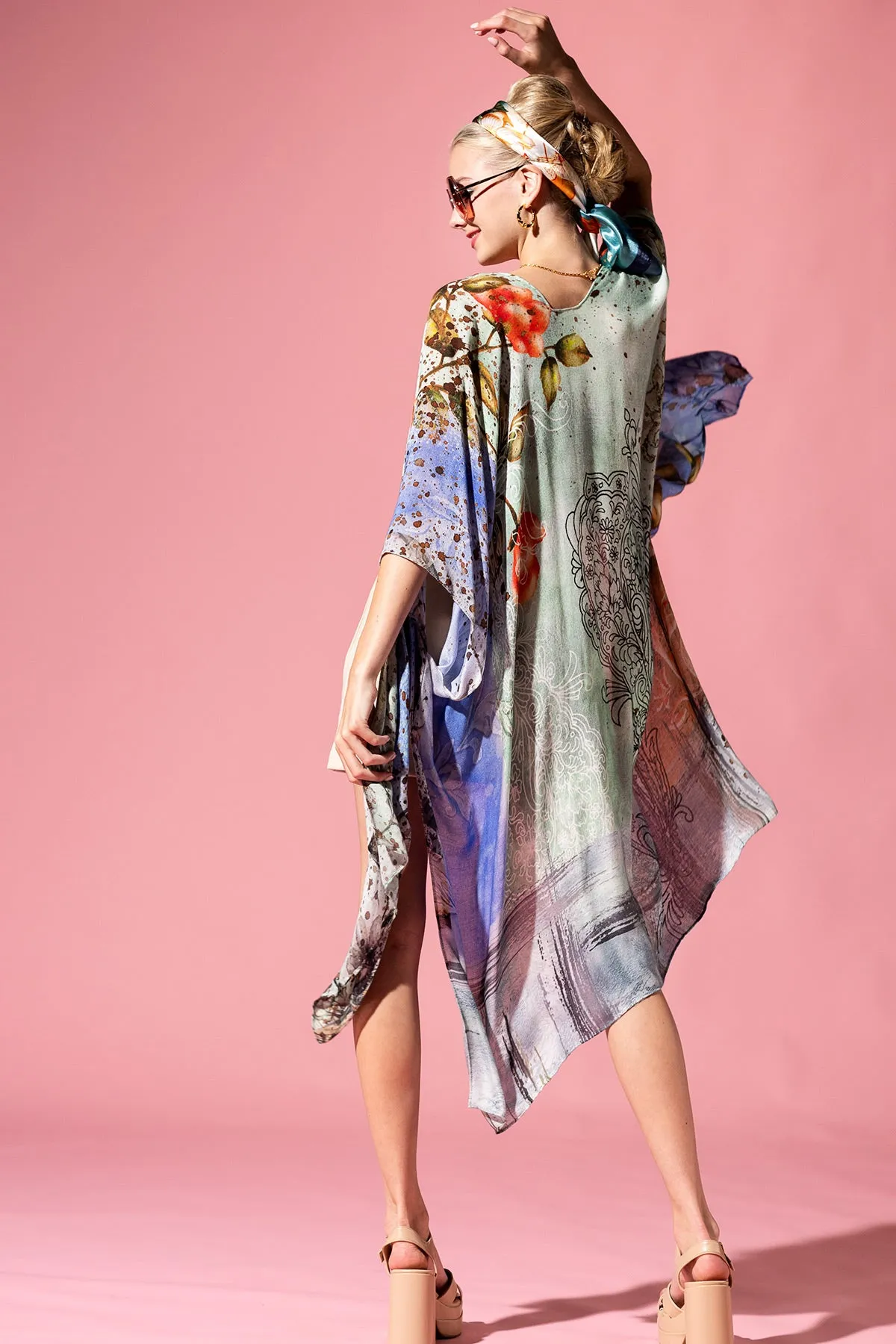 Artistic Bloom Kimono