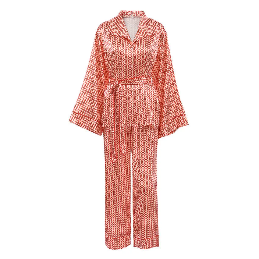 Autumn Artificial Silk Printed Long Sleeved Pajamas Set