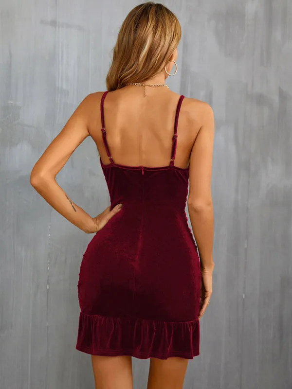 BerryBetty - Women’s Velvet Ruffled Hem Sweetheart Neckline Mini Dress With Decorative Buttons