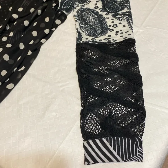 Black and White Patterned sheer cardigan kimono waterfall front plus one size