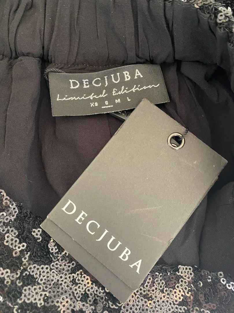 BNWT Black Decjuba Skirts, S