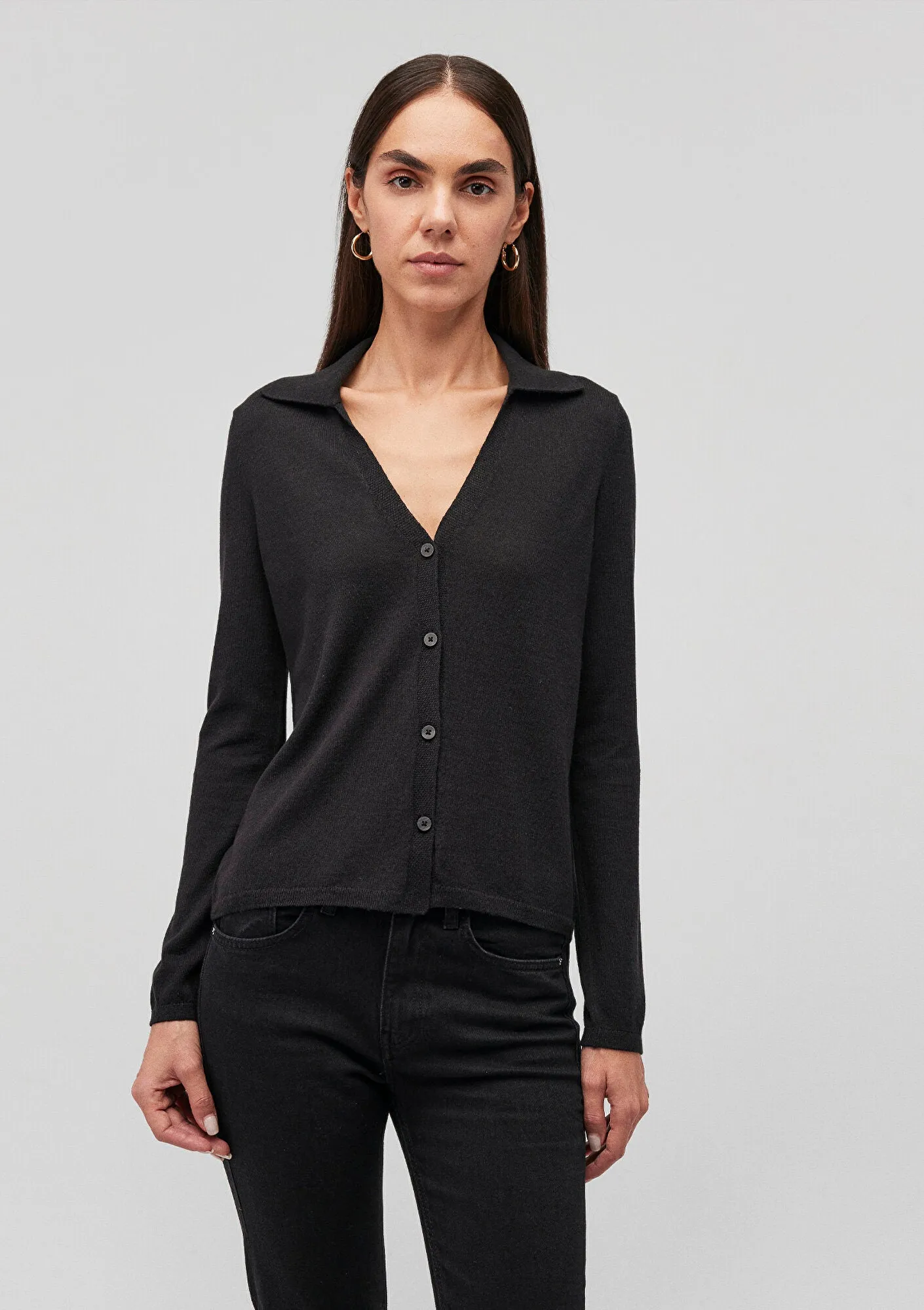 Buttoned Black Hırka