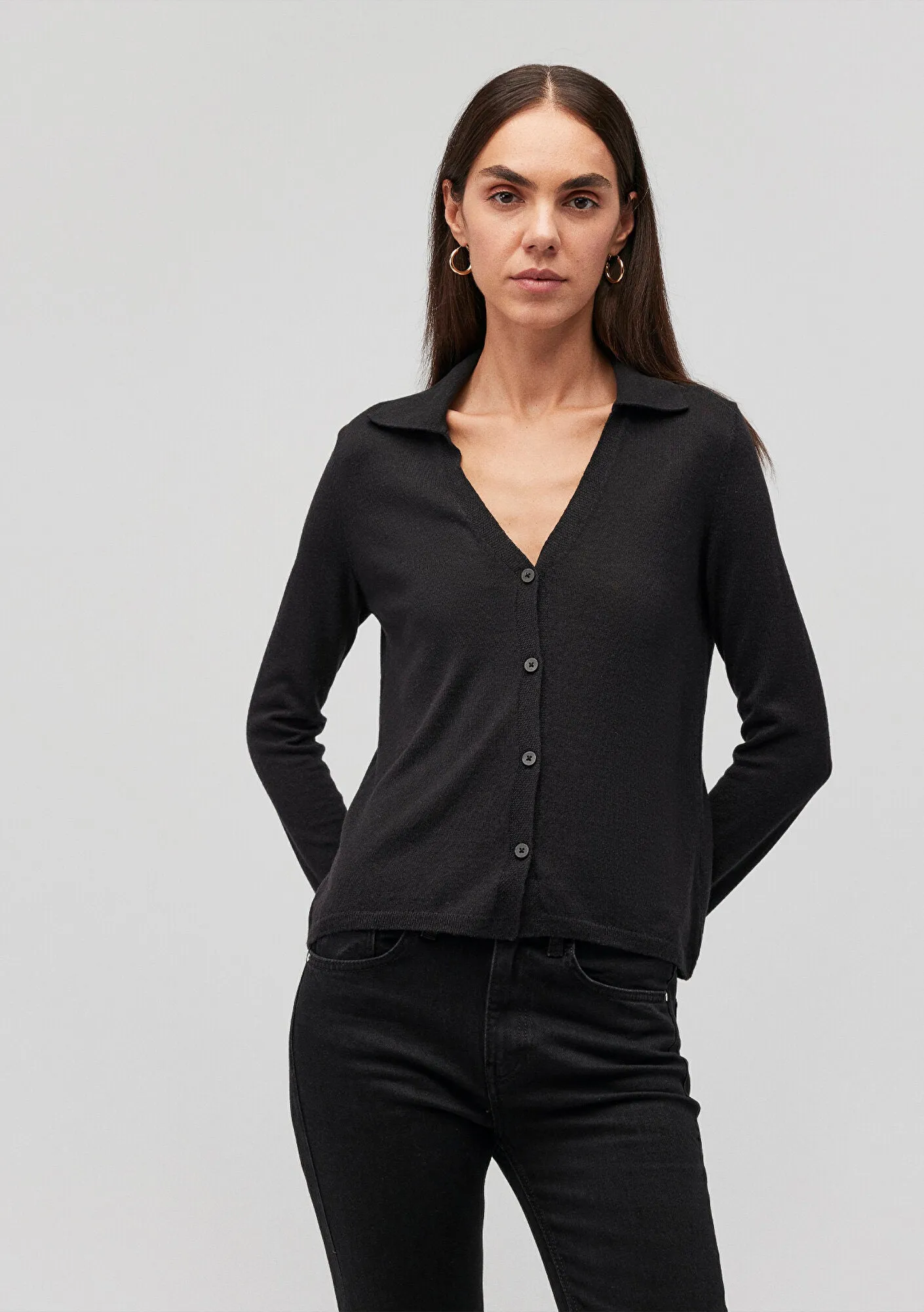 Buttoned Black Hırka
