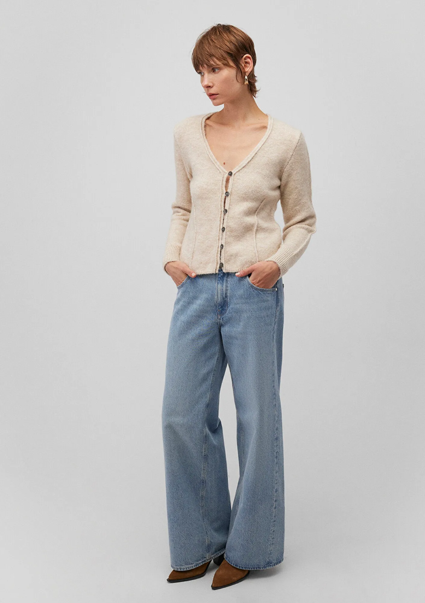 Buttoned Brown Hırka
