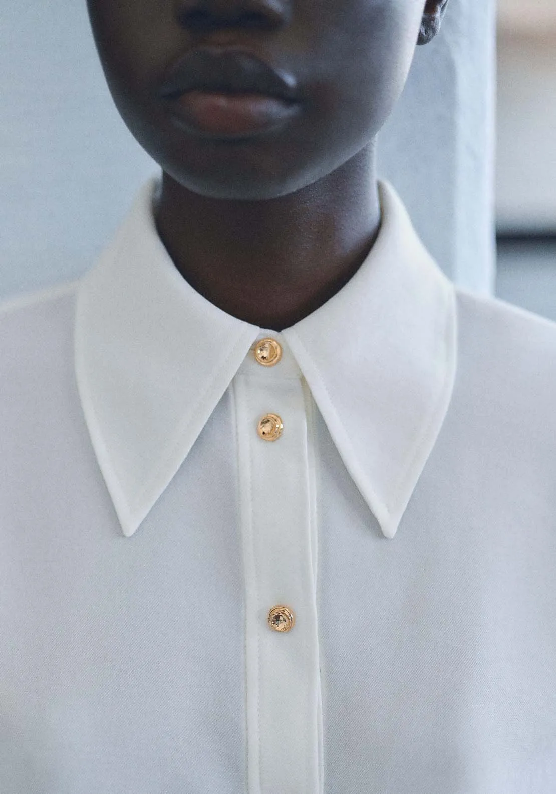 Buttoned flowy shirt - Beige