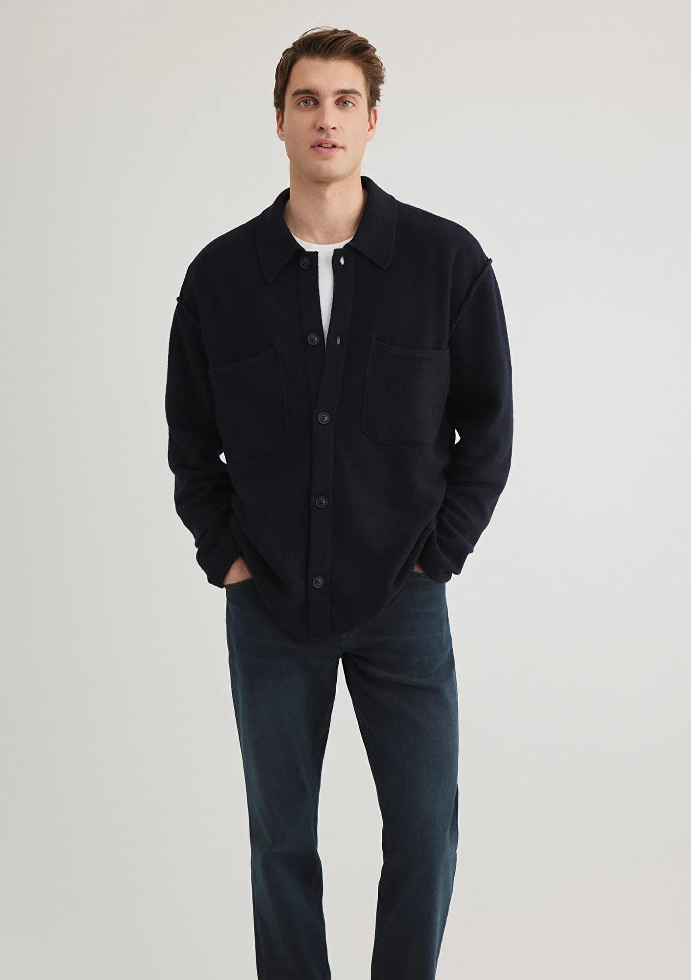 Buttoned Navy Hırka
