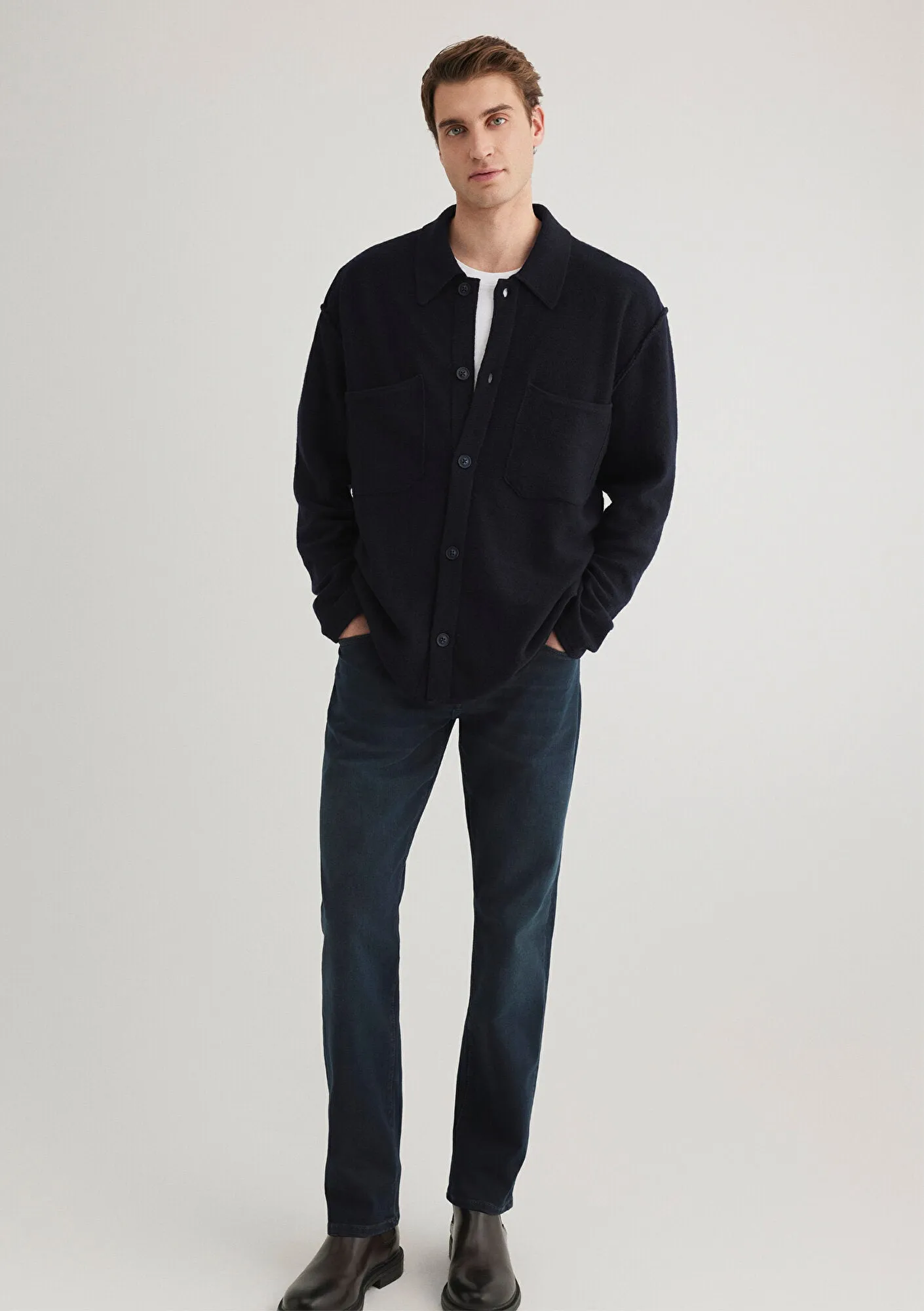 Buttoned Navy Hırka