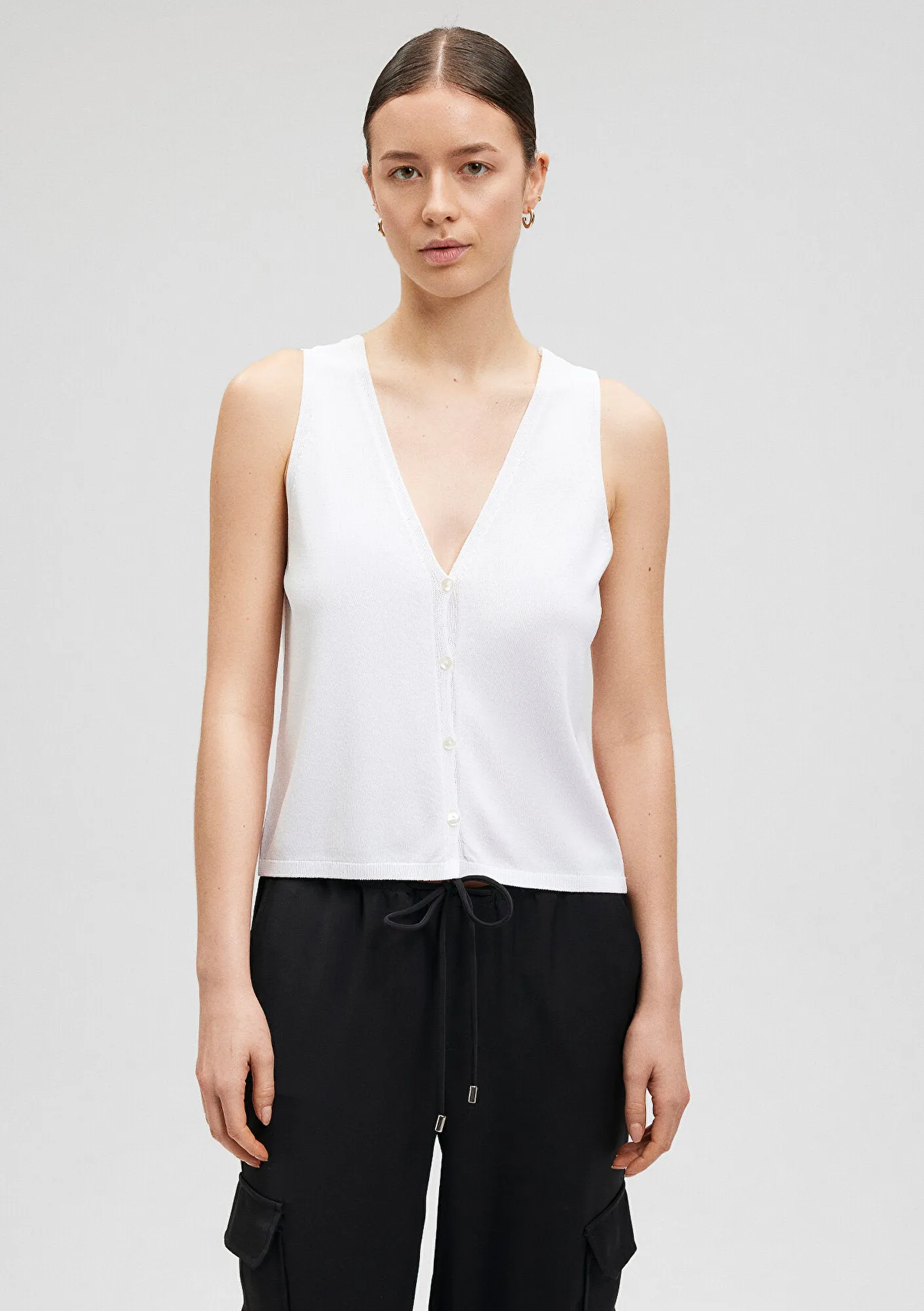 Buttoned White Knit Top
