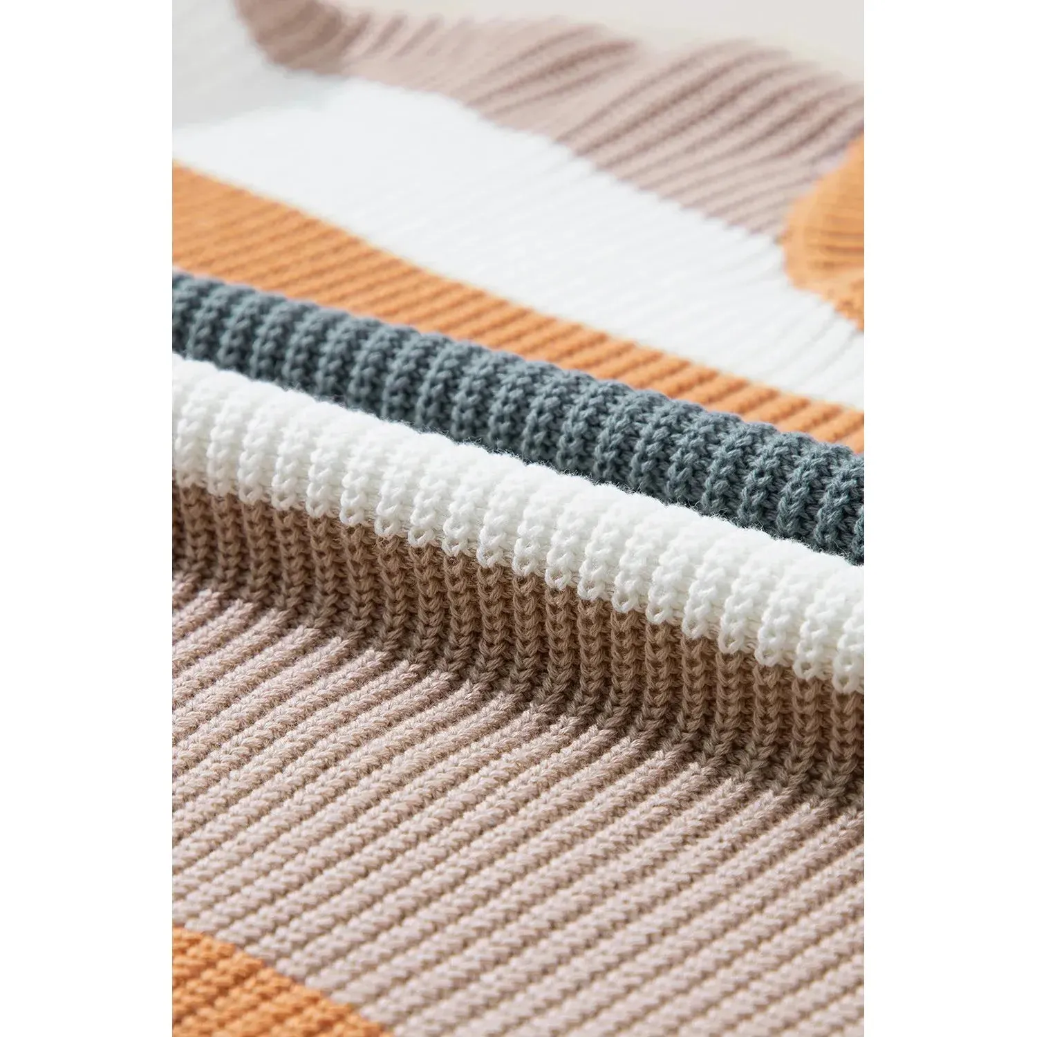 Camel Classic Round Neck Colorblock Knit Sweater