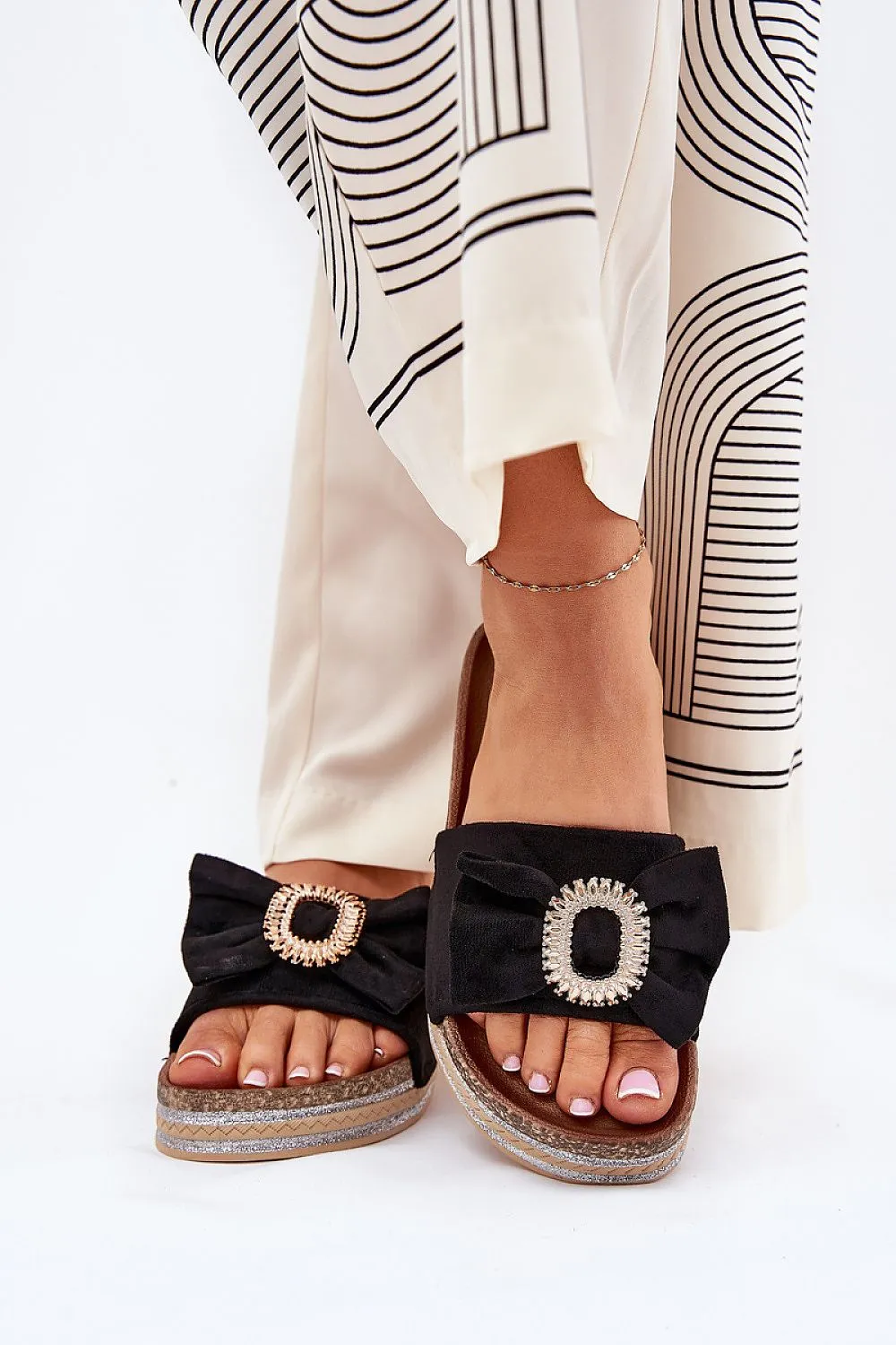 Decorative brooch eco suede slippers