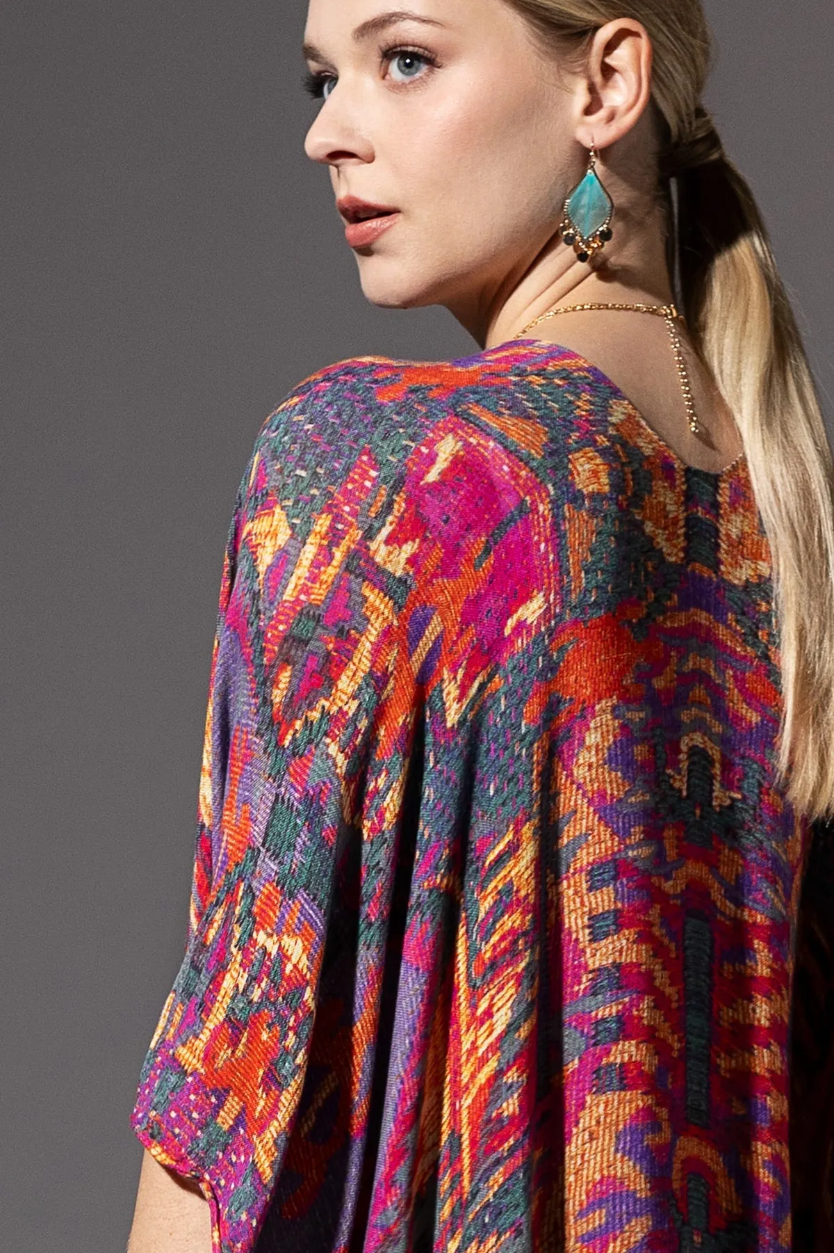 Diamond Floral Border Kimono