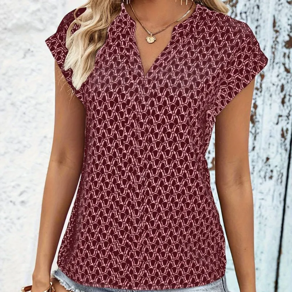 Edith - V-Neck T-Shirt with Print - Classic & Comfortable