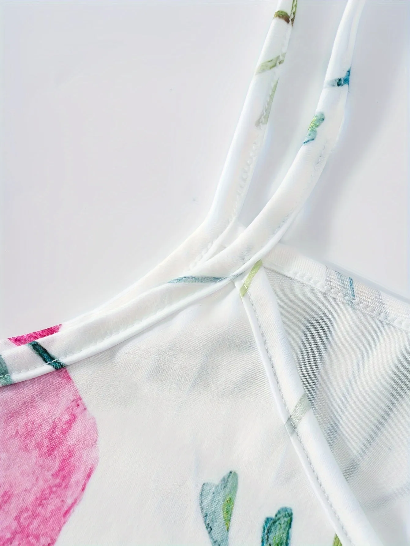 Elegant Floral Print V-Neck Dress Set with Light Pink Kimono Sleeve Cover-Up – Perfect for Spring/Autumn Vacations