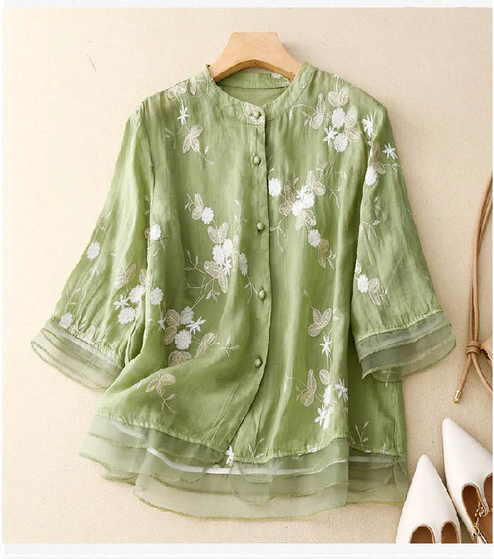 Emily™ | Elegant Blouse with Delicate Embroidery