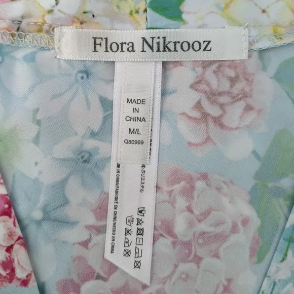 Flora Nikrooz Bonnie Floral Short Satin Robe, M/L NWT