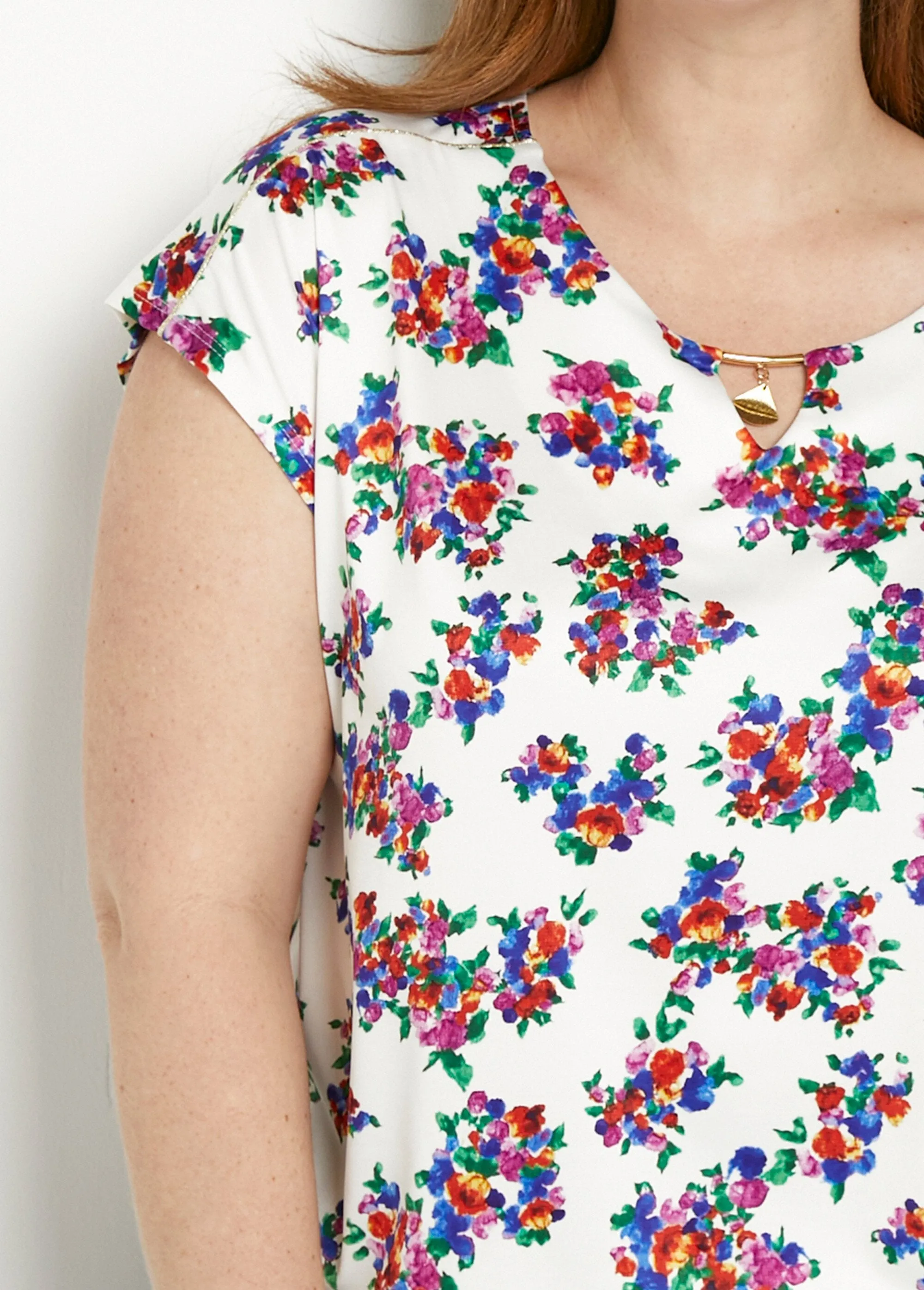 Floral jewel collar blouse T-shirt