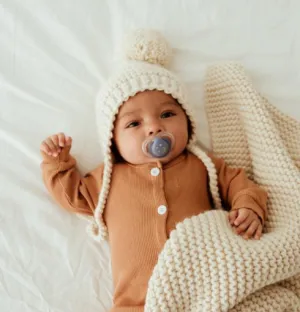 GARTER STITCH KNIT BONNET // 2 COLORS