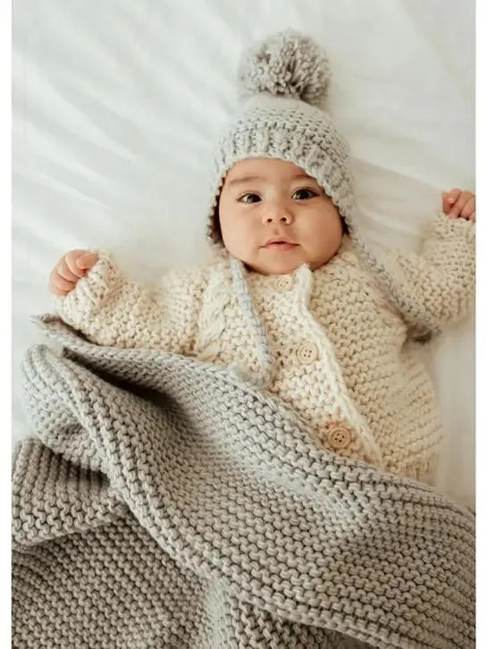 GARTER STITCH KNIT BONNET // 2 COLORS