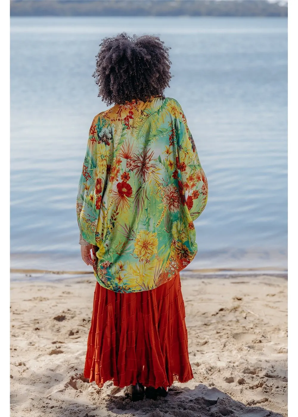 Hanae Cape