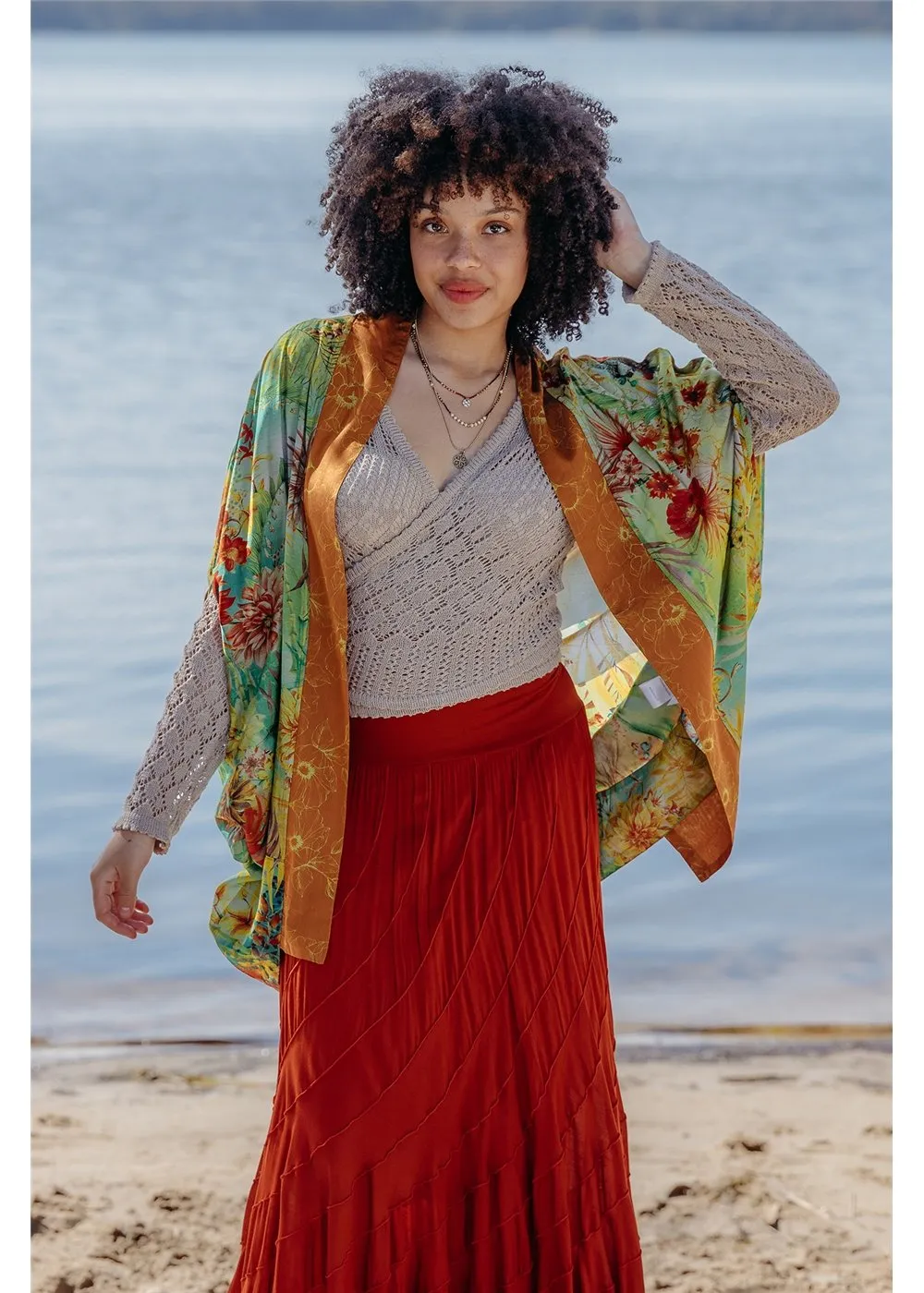 Hanae Cape