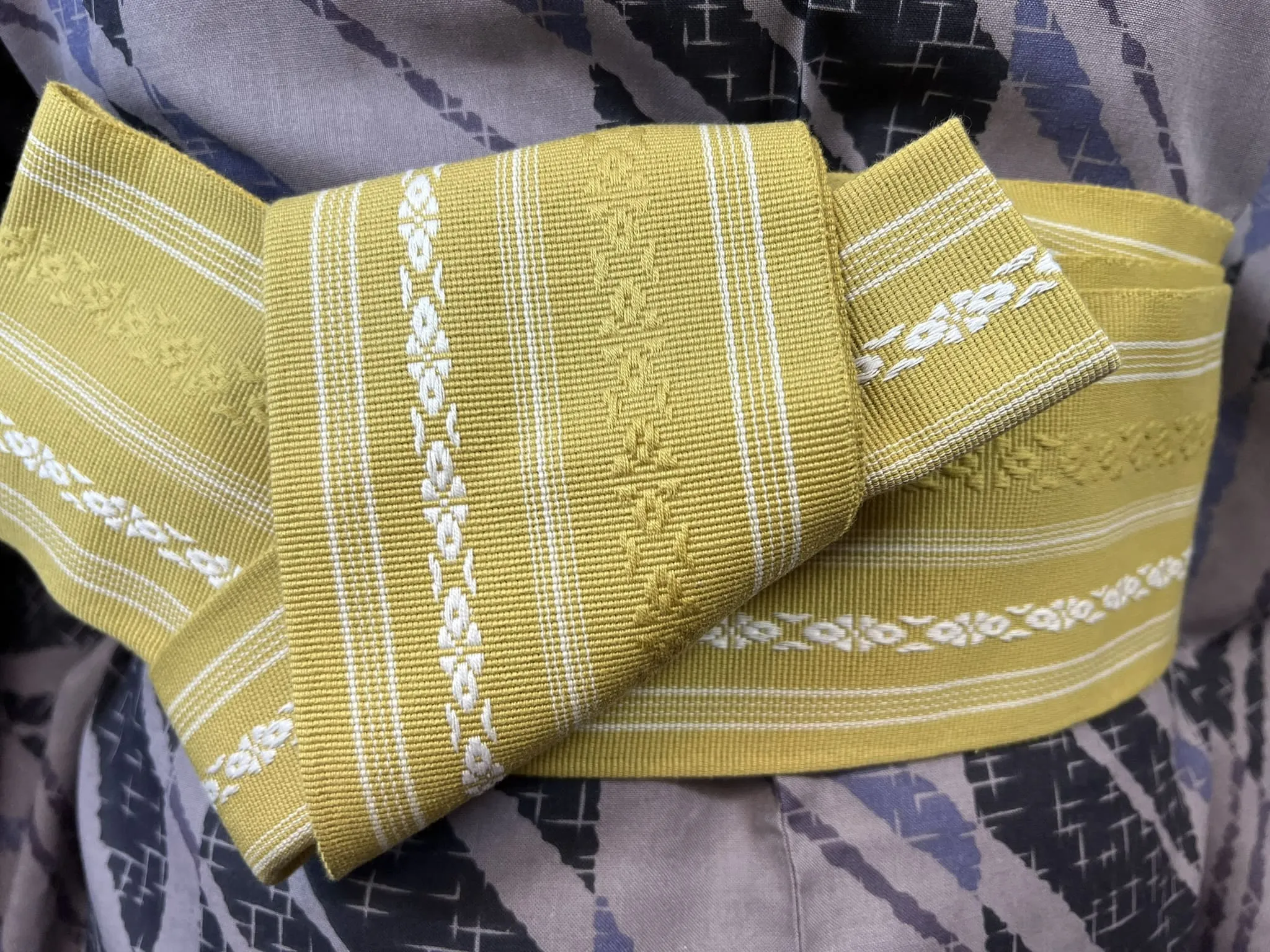 Japanese Traditional Men's YUKATA Full 3pc Set / Size: M-L, Yukata, Obi, Himo String - Gray Striped Yukata Set with Mustard Yellow Obi