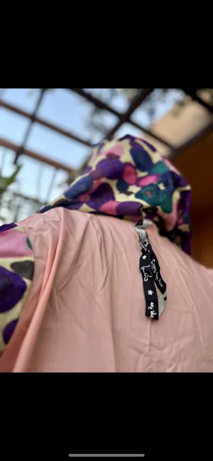 Light pink bubble “kimono” isdal