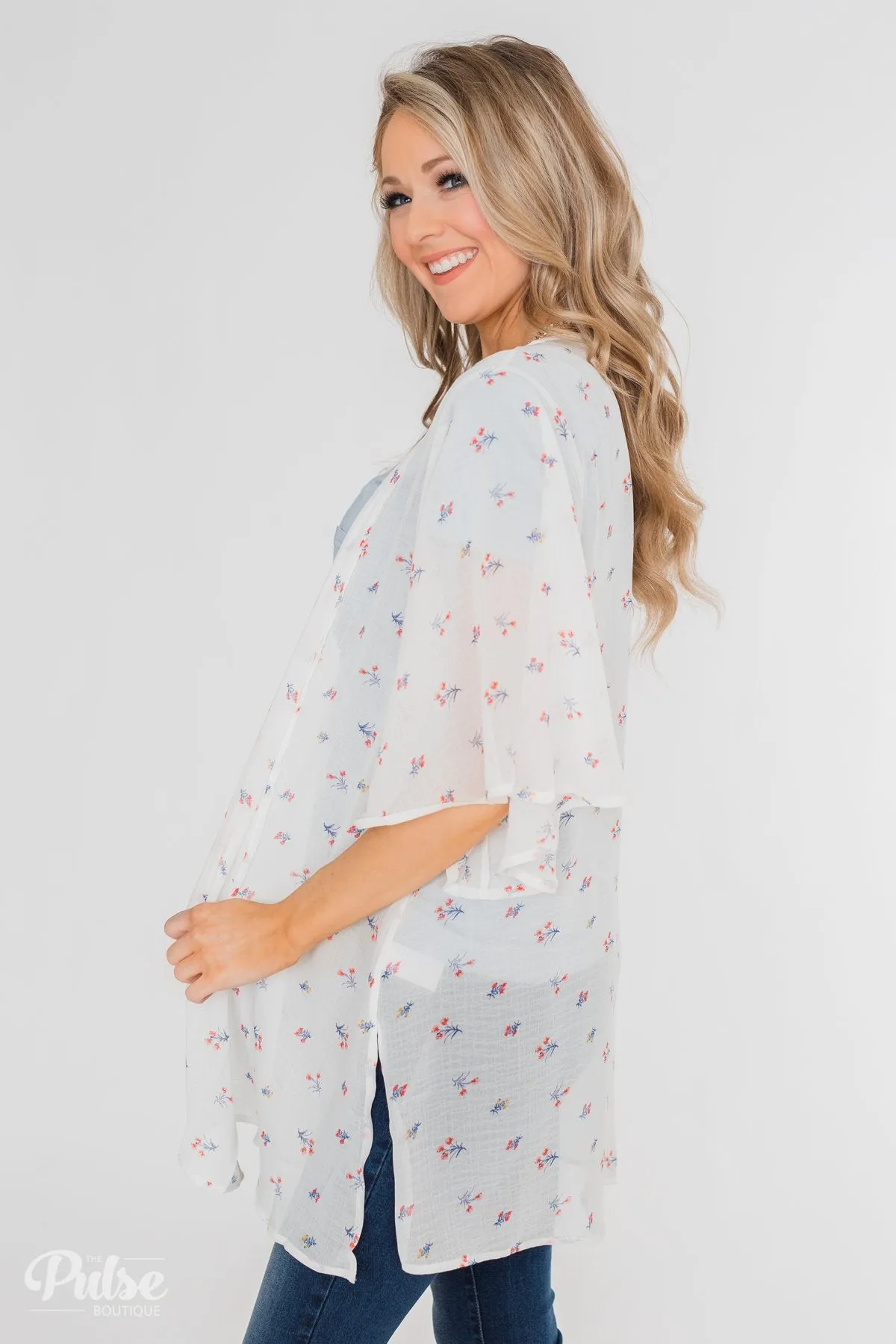 Light Spring Breeze Floral Kimono- Ivory