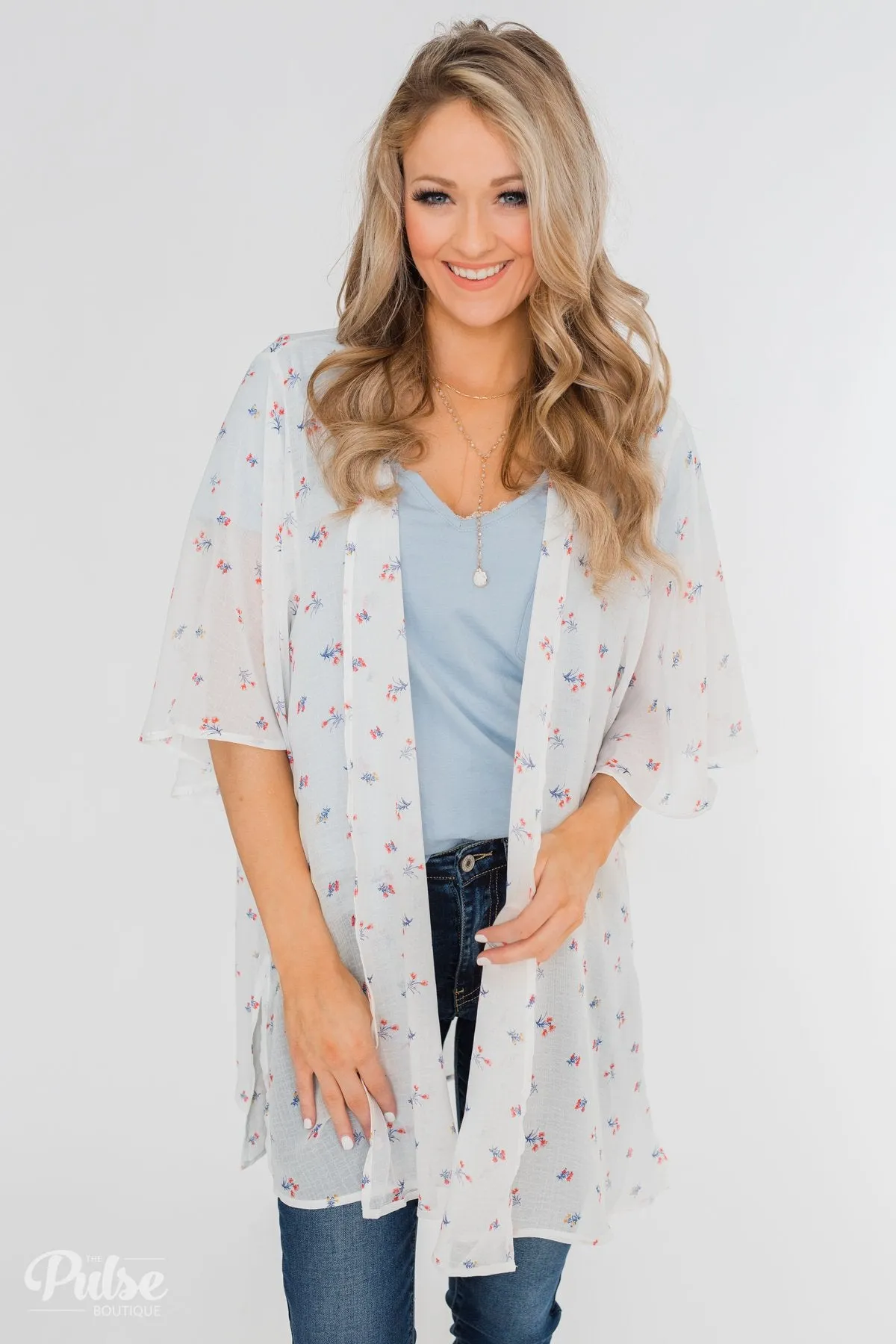Light Spring Breeze Floral Kimono- Ivory