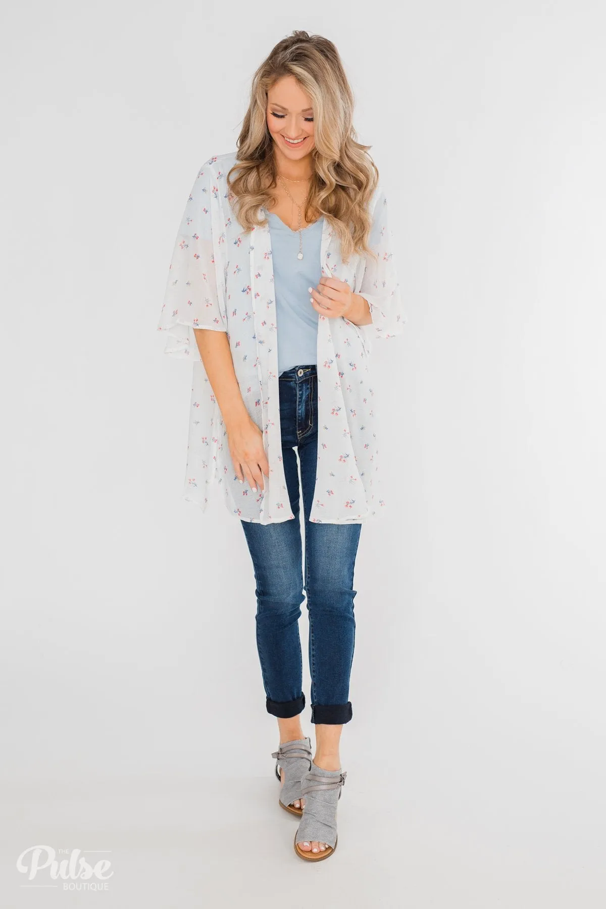 Light Spring Breeze Floral Kimono- Ivory