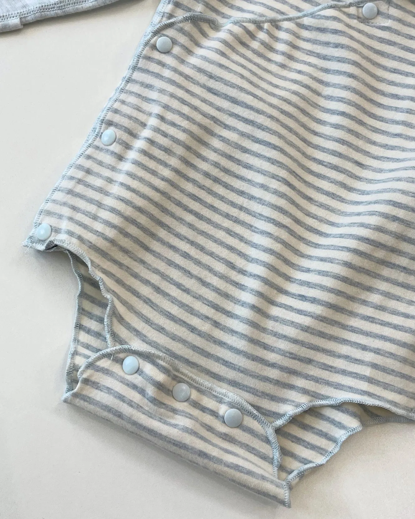 Long Sleeve Snap-on Kimono Bodysuits Bundle (Pack of 2, Blue Stripe & Light Grey Stripe)