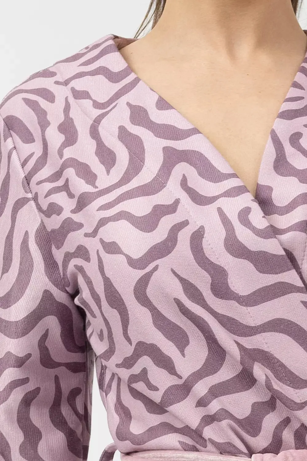 Luxurious Japanese-Style Printed Kimono