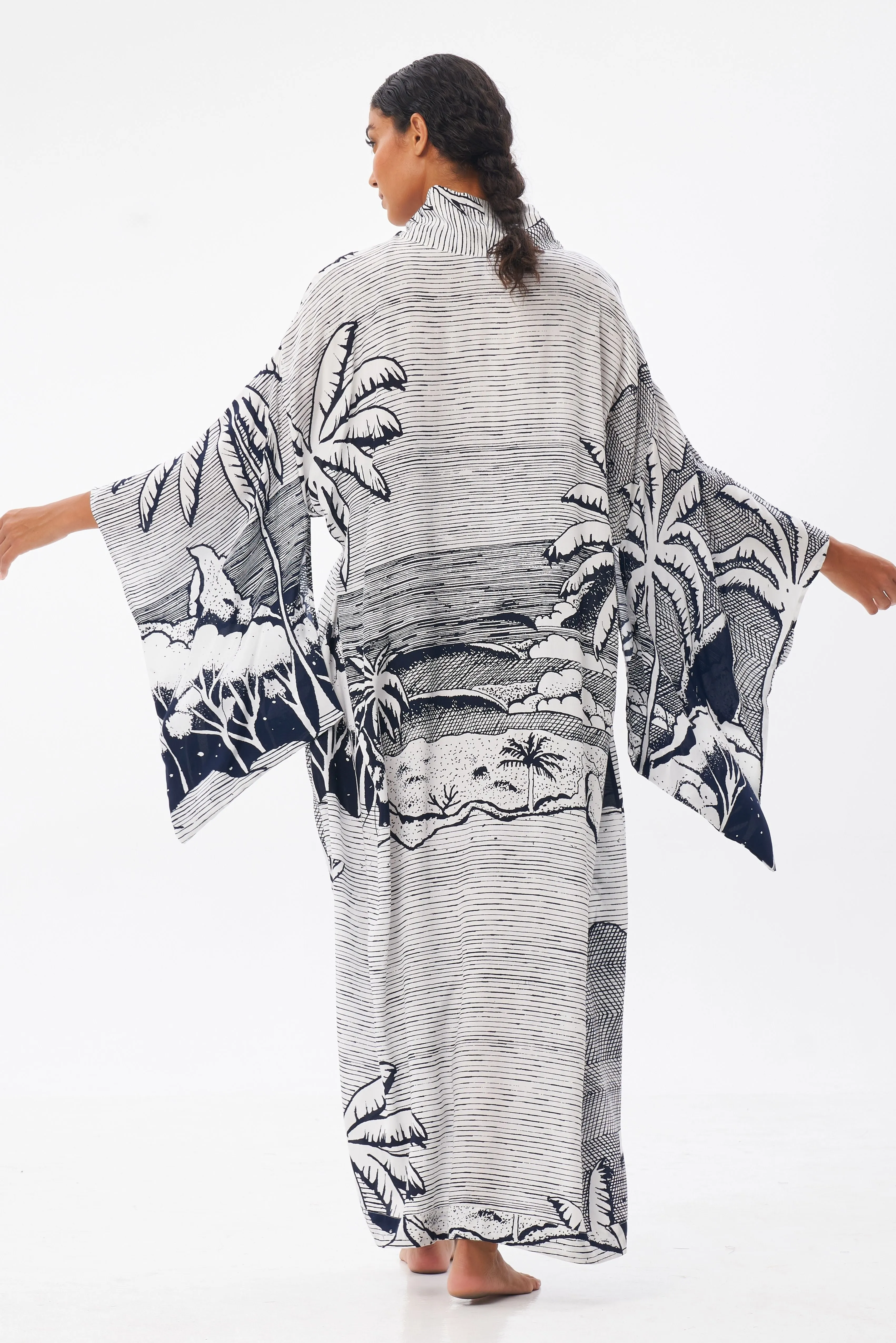 Mira Kimono