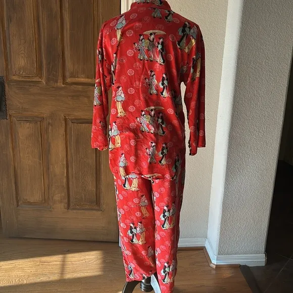 Natori Geisha Colorful Red Asian Novelty Pajamas Sleepwear Small Red Rayon