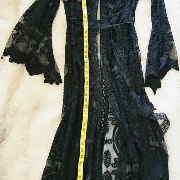 NWT Rosevelvet  black lace kimono bell sleeves XS S cotton embroidery runs small