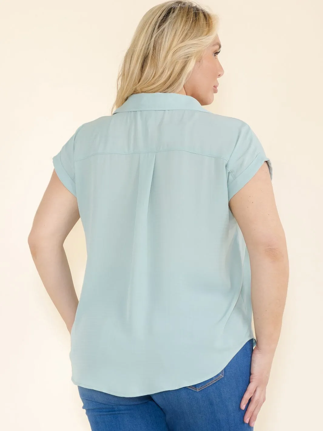 PLUS SIZE SHORT SLEEVE V-NECK BUTTON CLOSURE BLOUSE