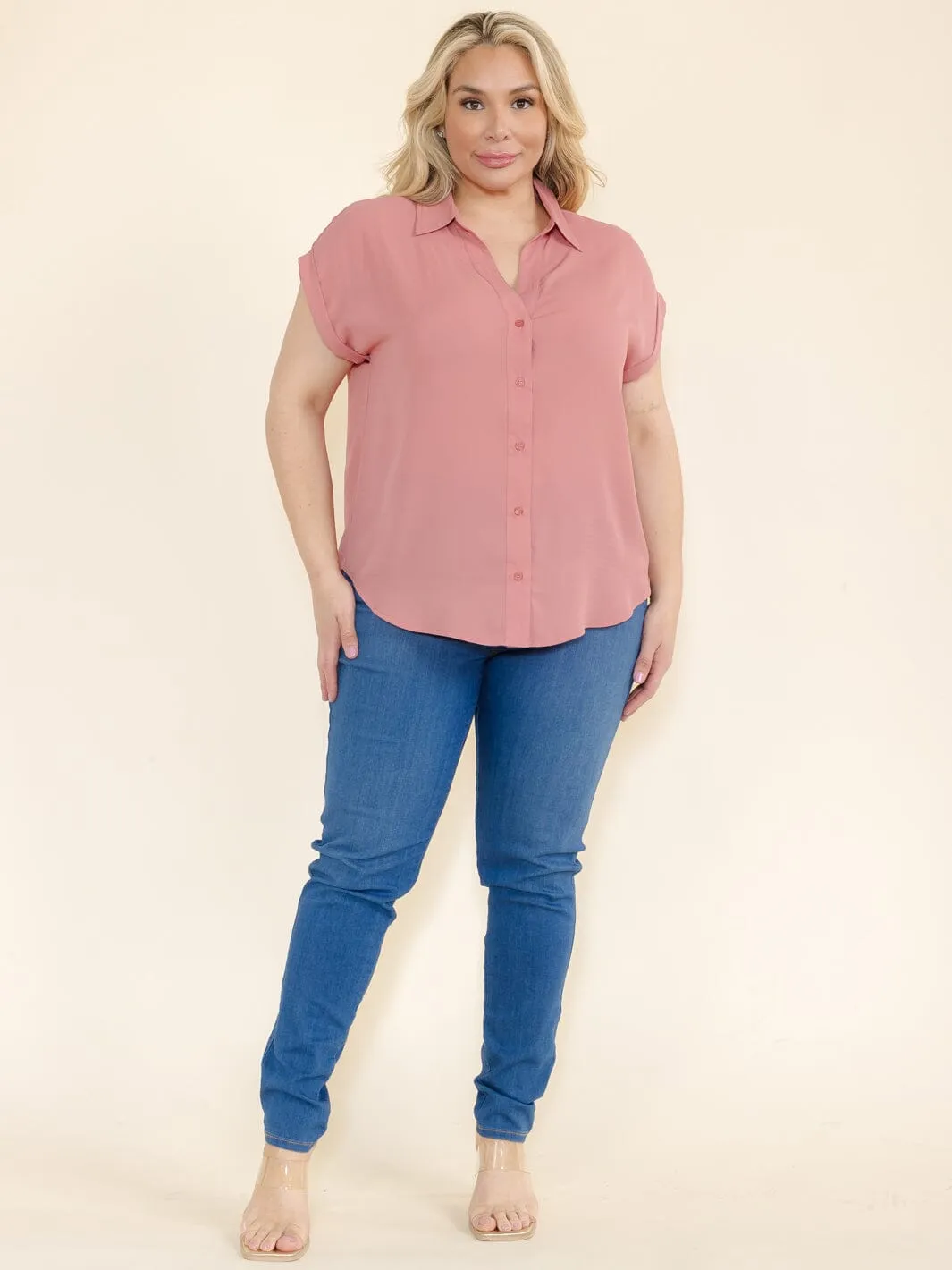PLUS SIZE SHORT SLEEVE V-NECK BUTTON CLOSURE BLOUSE