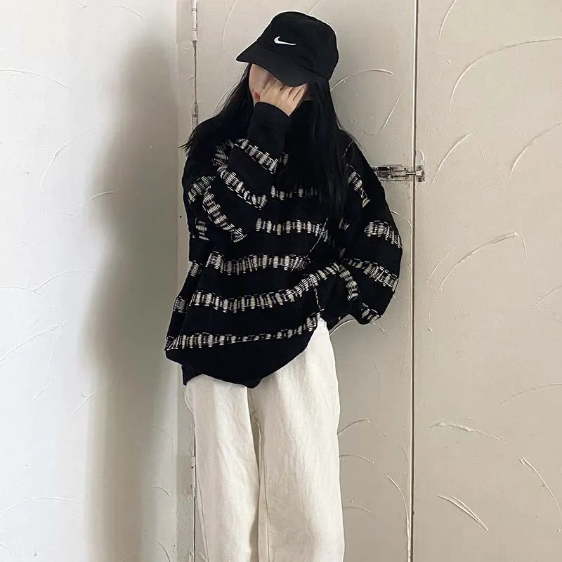"HARAJUKU BLACK VINTAGE" SWEATER N032306