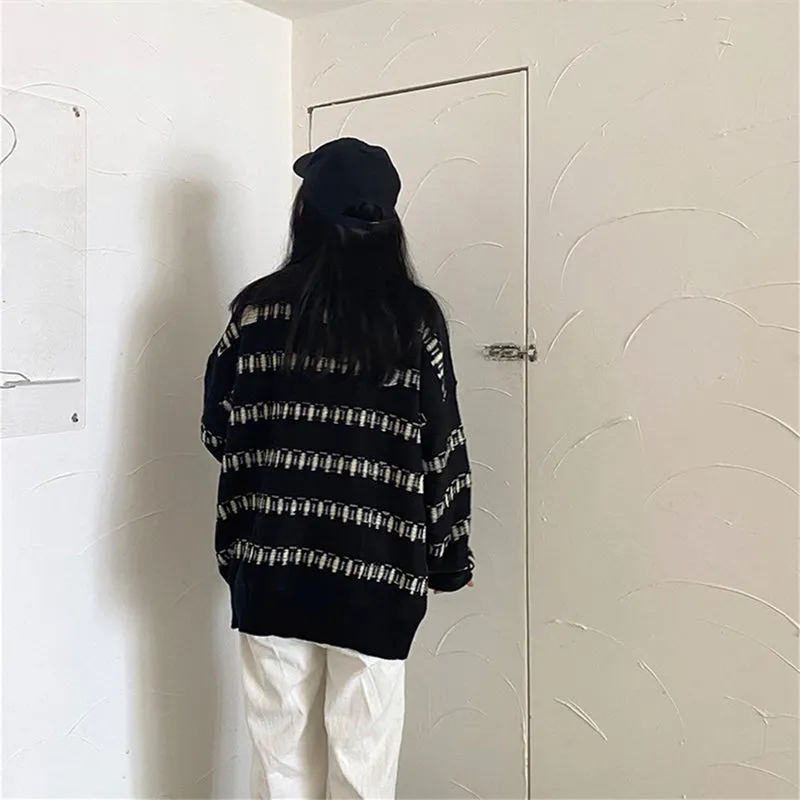 "HARAJUKU BLACK VINTAGE" SWEATER N032306