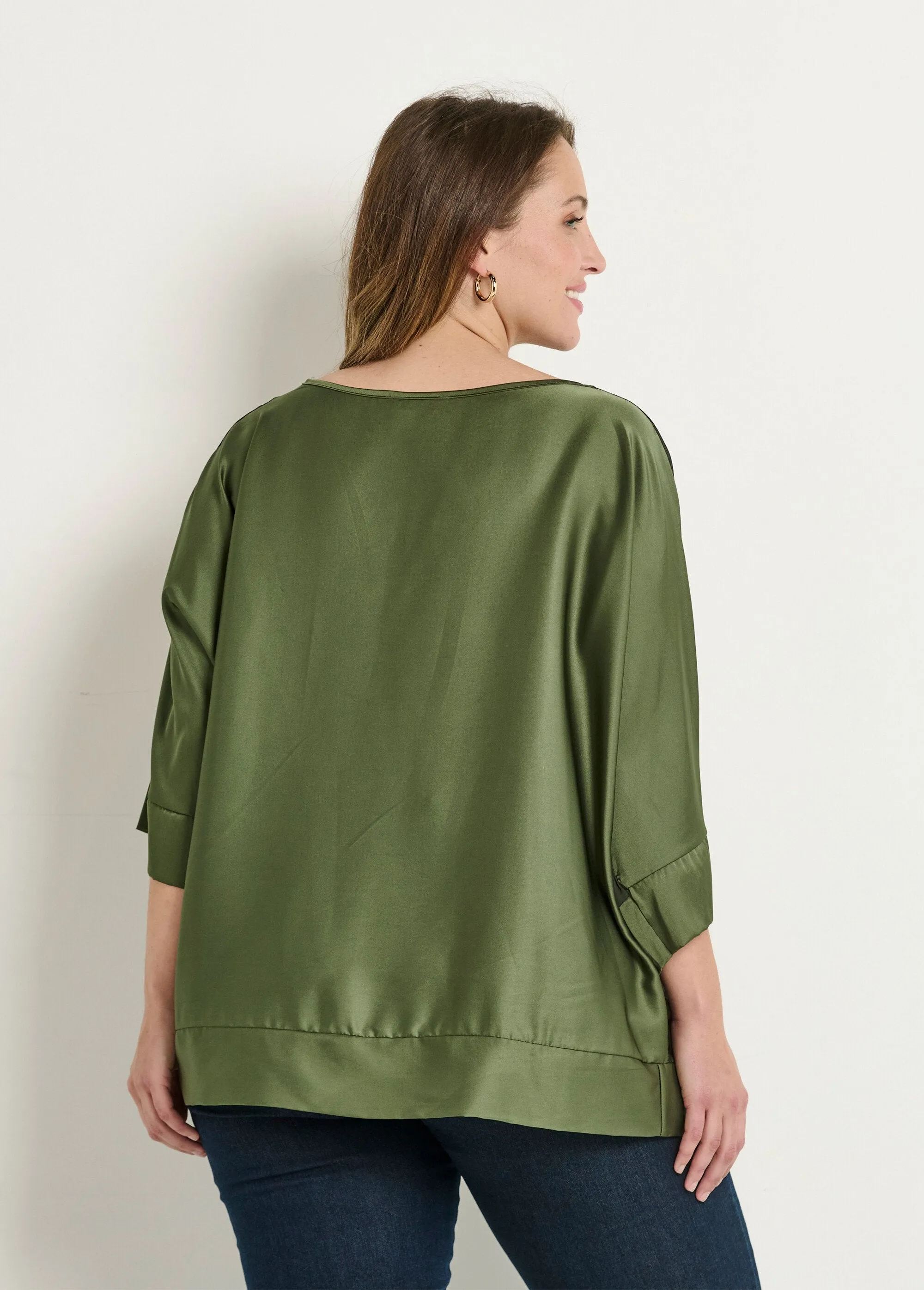 Satin tunic with floral motif and kimono sleeves