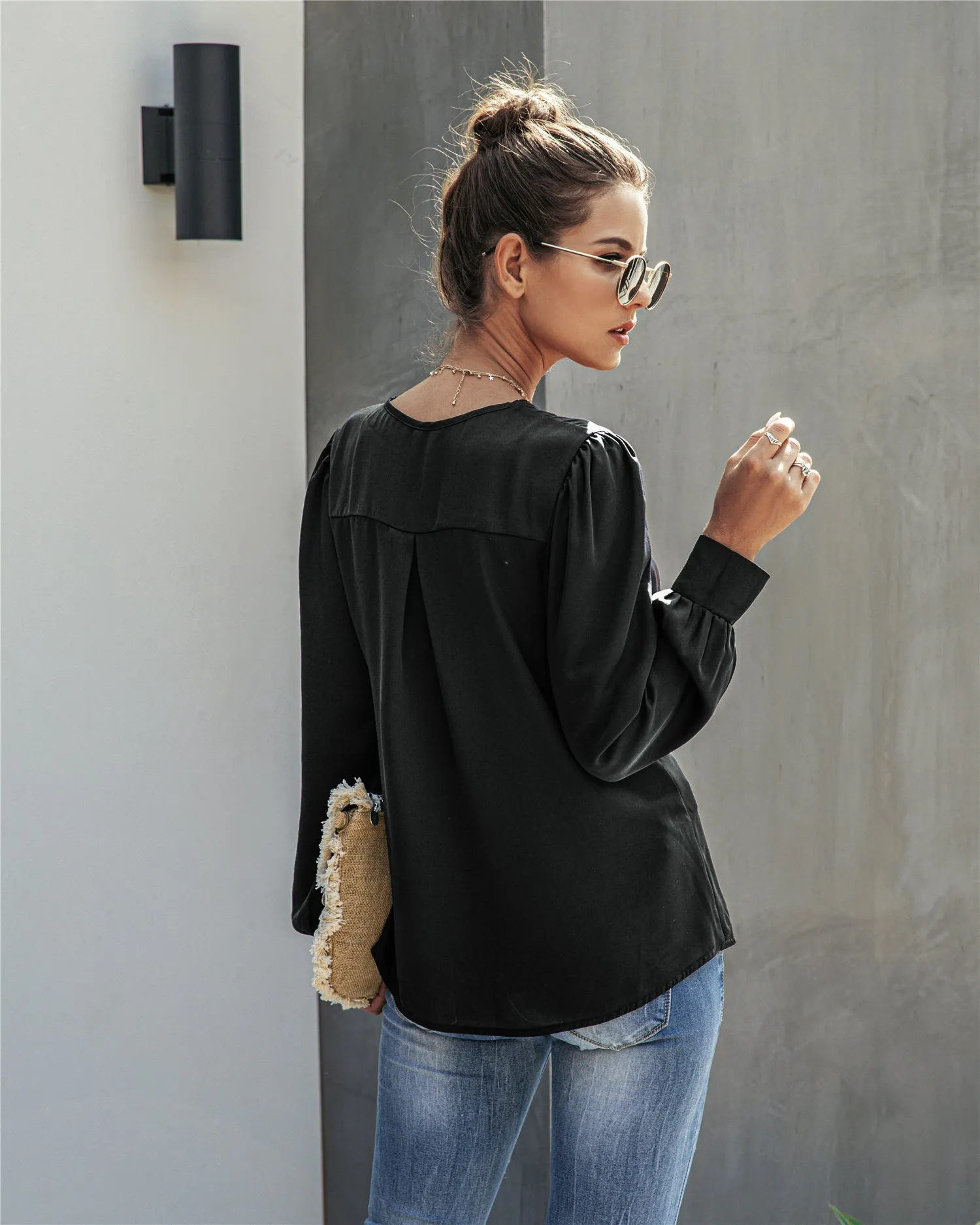 Single-breasted V-neck Long Sleeve Shirt
