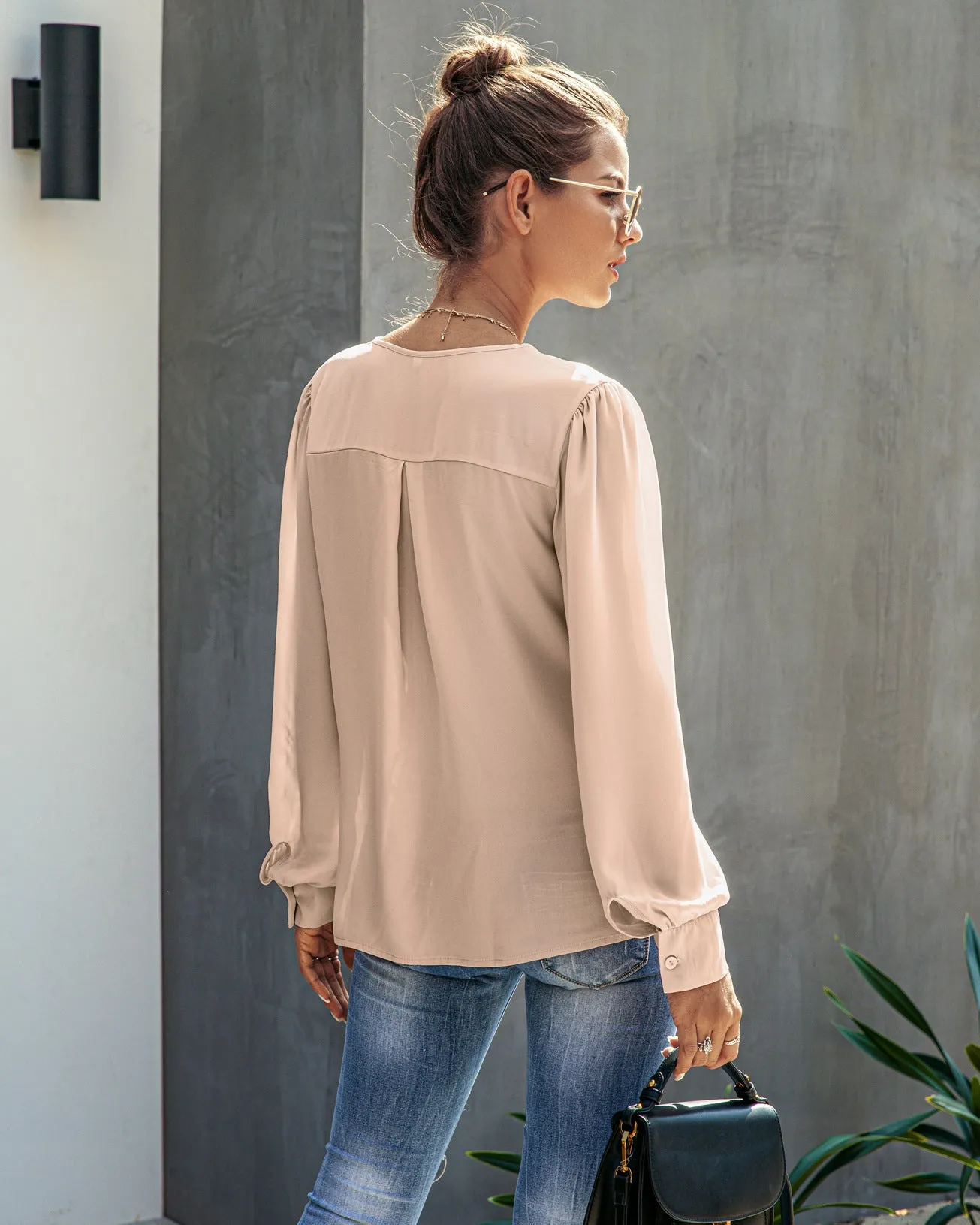 Single-breasted V-neck Long Sleeve Shirt
