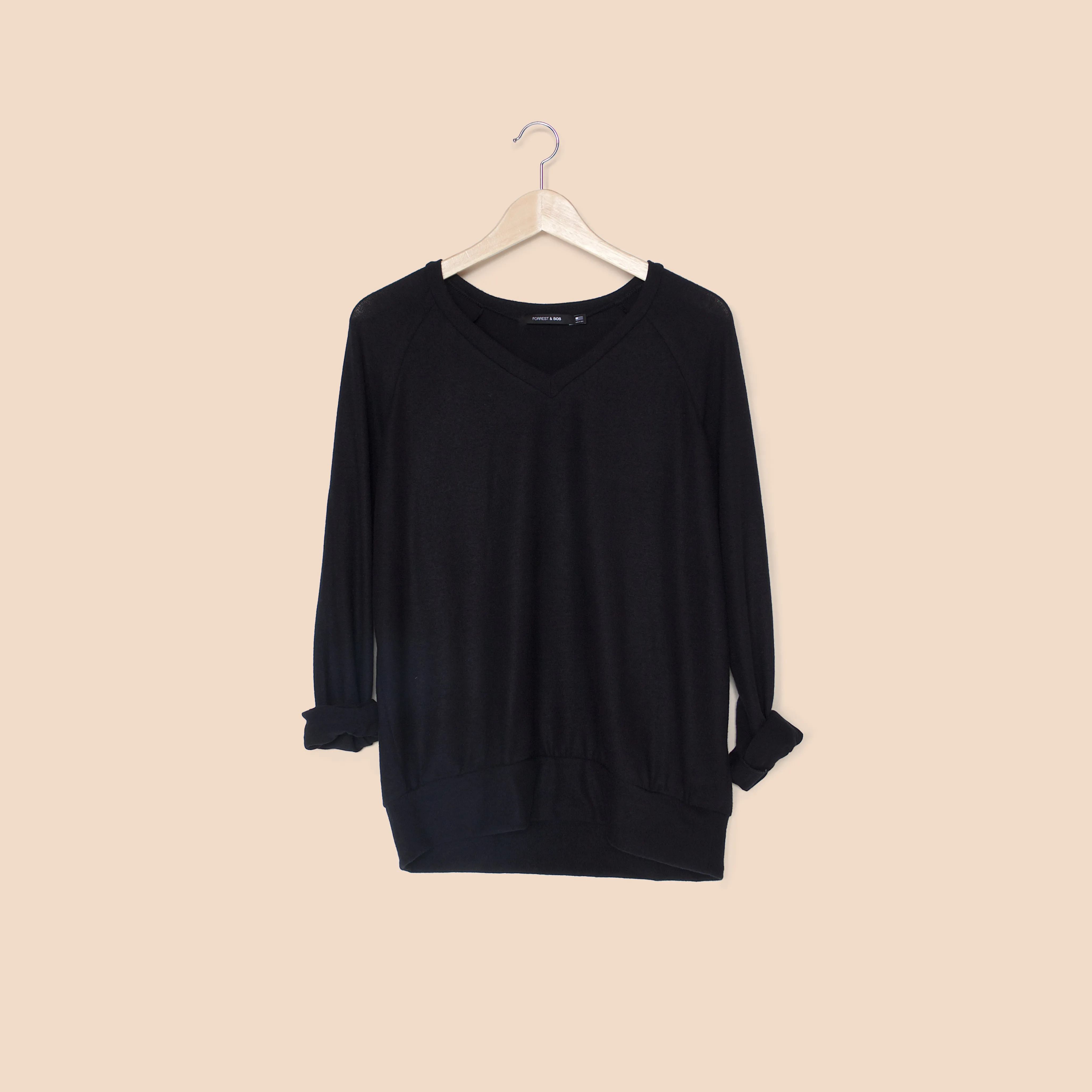 Soft V Neck / Black