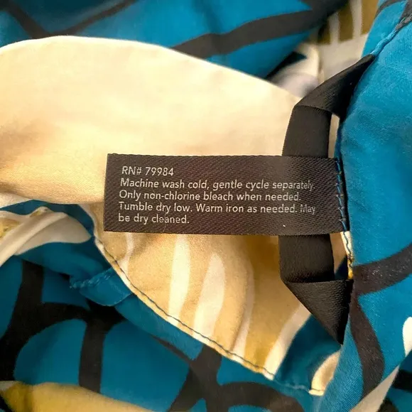 “SOMA” Intimates Luxe Silk Floral Kimono