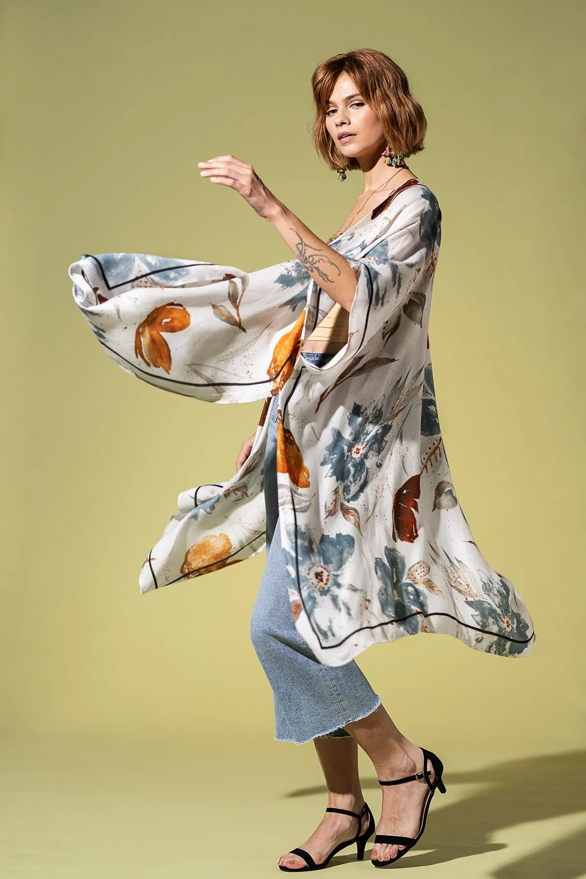 Speckled Blossom Drift Kimono