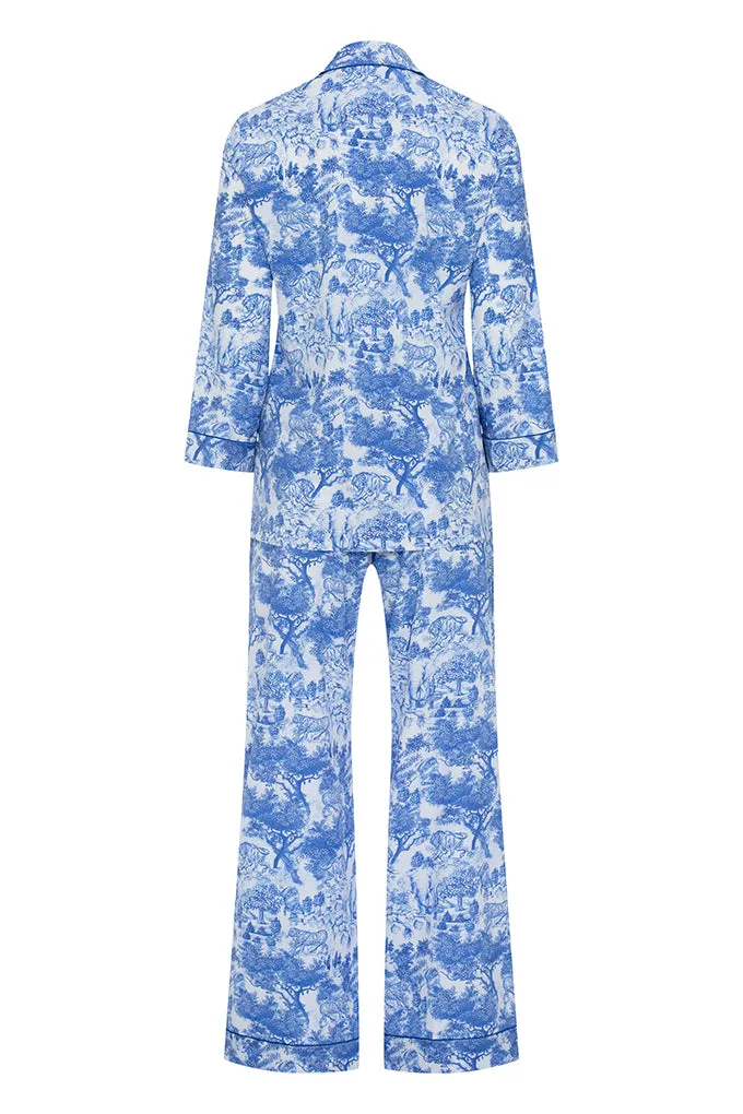 Stylish smooth satin pajamas